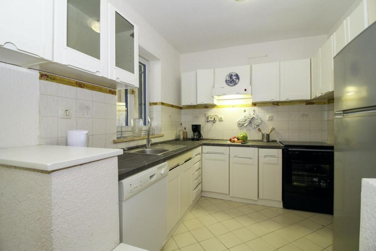 Casa Parenzana In Porec - Haus Fuer 7-9 Personen Eksteriør bilde